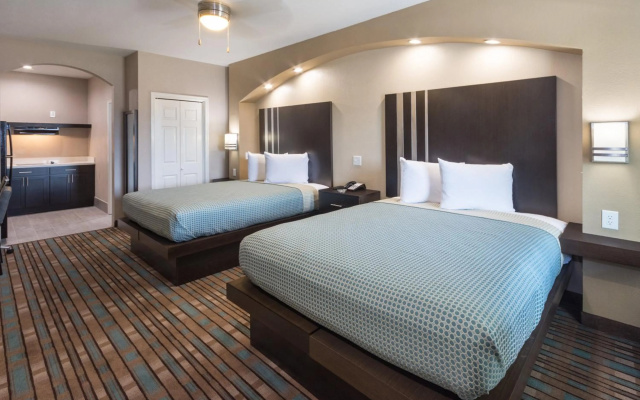 photo 3 of Econo Lodge Inn & Suites Houston NW - CY - Fair