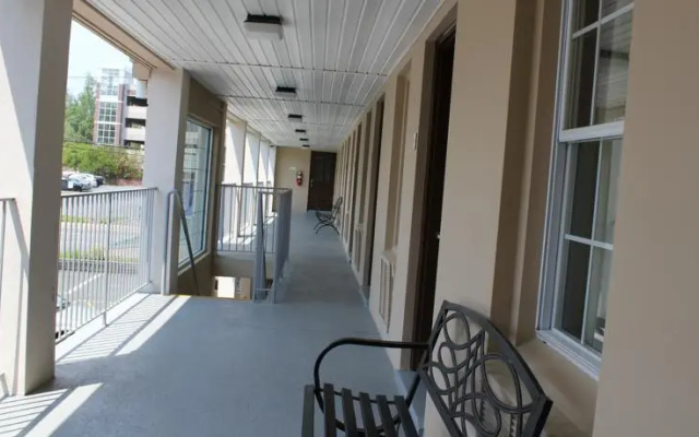 photo 4 of Excel Inn & Suites