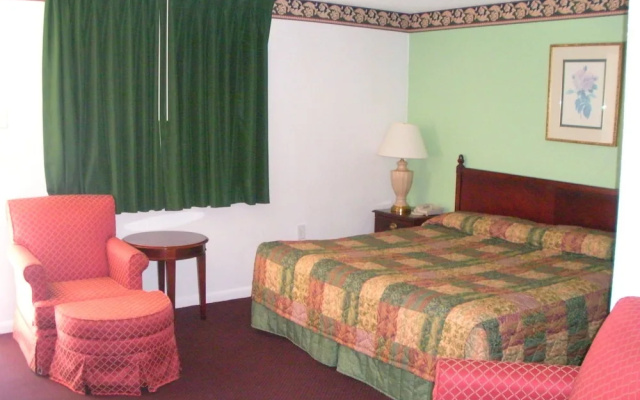 photo 2 of Budget Inn