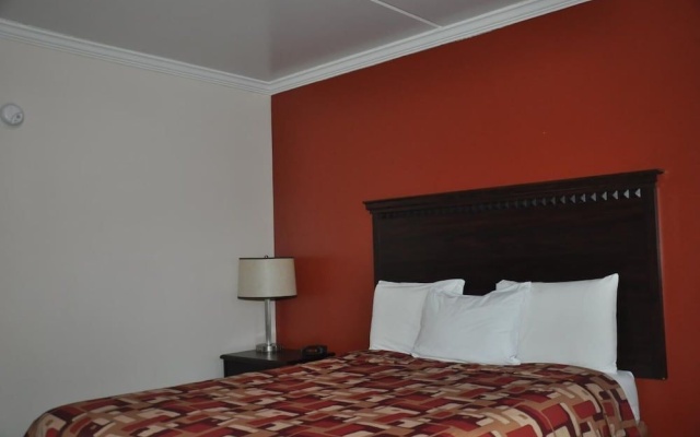photo 4 of Budget Inn