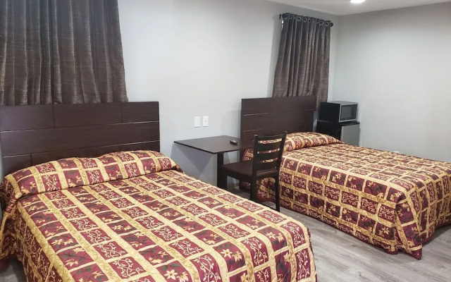 photo 3 of Budget Inn & Suites