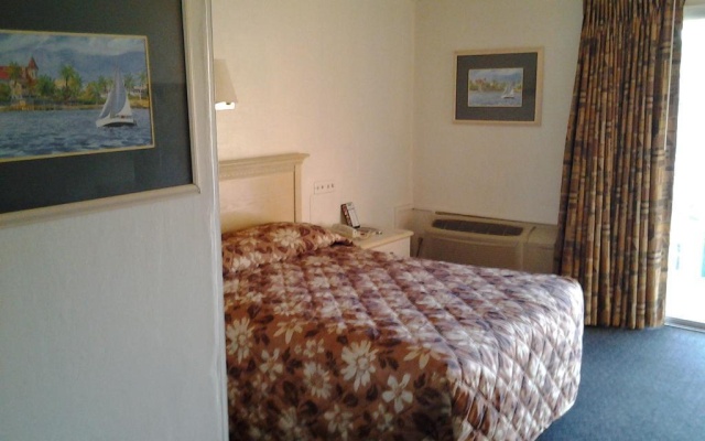 photo 2 of Budgetel Inn & Suites Hotel