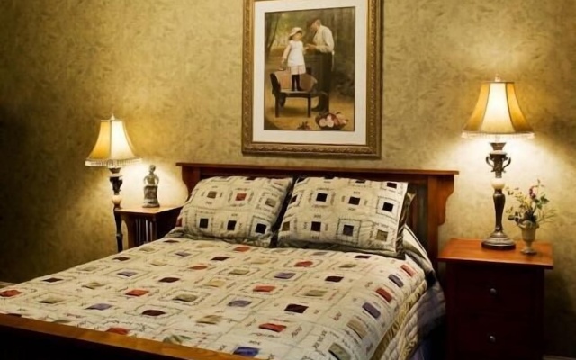 photo 3 of Bybee's Historic Inn