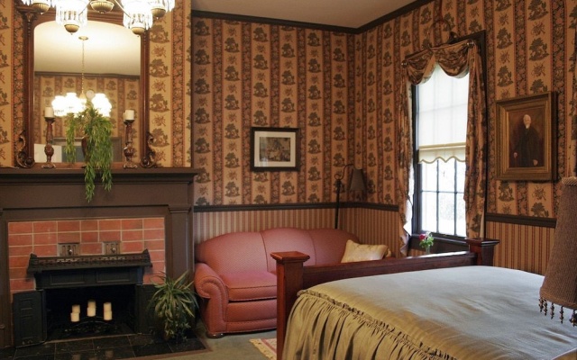 photo 5 of Bybee's Historic Inn