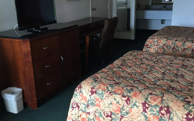 photo 5 of Rodeway Inn Cairo
