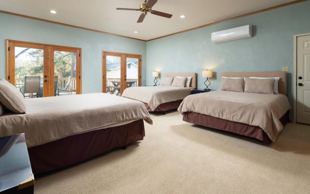 photo 4 of Calcamco-rio Rr9030 4 Bedroom Home by RedAwning