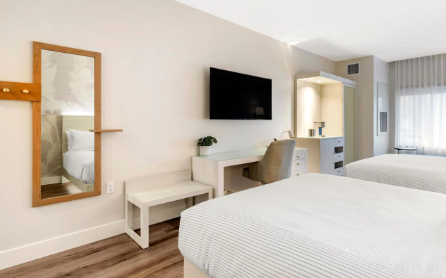 photo 5 of Cambria Hotel Calabasas - Malibu