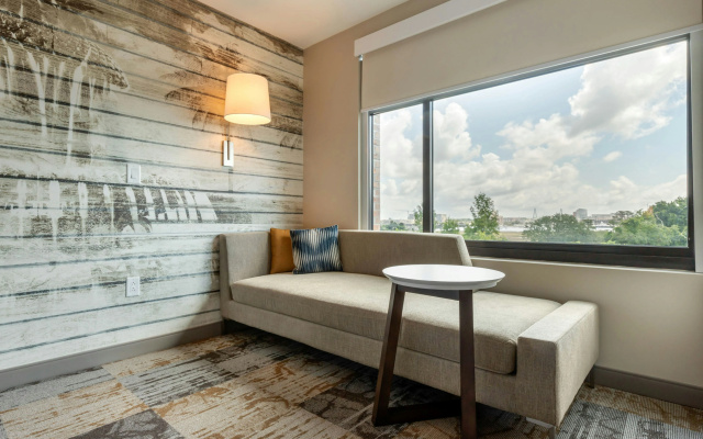 photo 3 of DoubleTree by Hilton Charleston Riverview