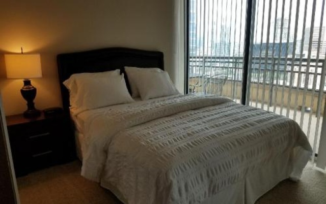 photo 3 of Camden Post Oak Apartments