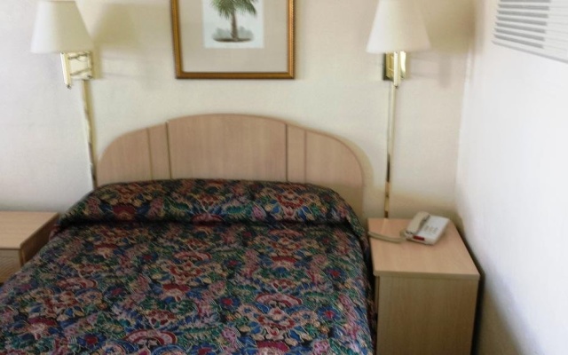 photo 4 of Campbell Motel