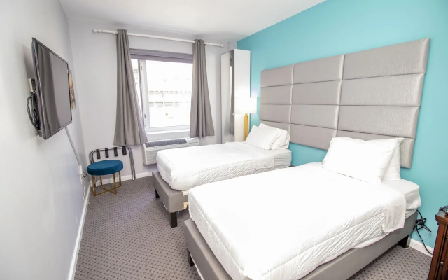 photo 4 of Canal Loft Hotel