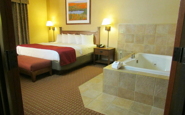 photo 4 of Canal Park Lodge