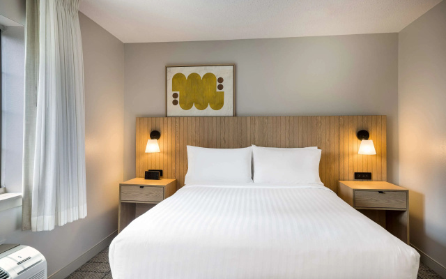 photo 5 of Sonesta Simply Suites Jersey City