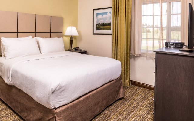 photo 5 of Candlewood Suites Kansas City Speedway by IHG