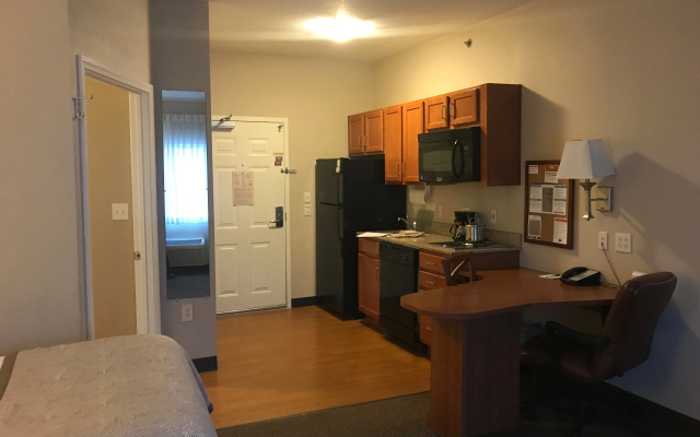 photo 5 of Candlewood Suites Kansas City Airport
