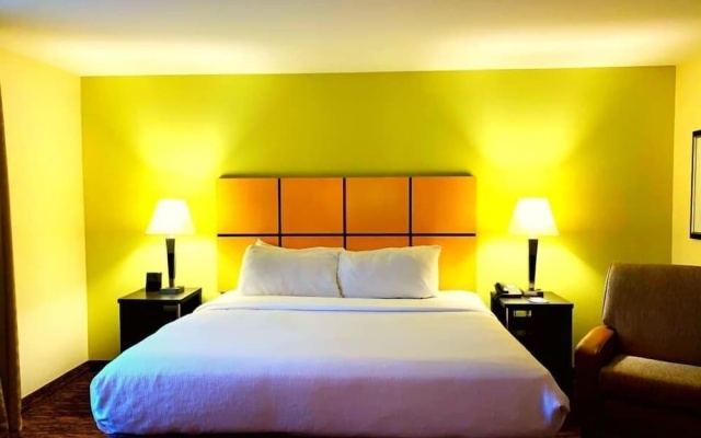 photo 3 of Candlewood Suites Belle Vernon