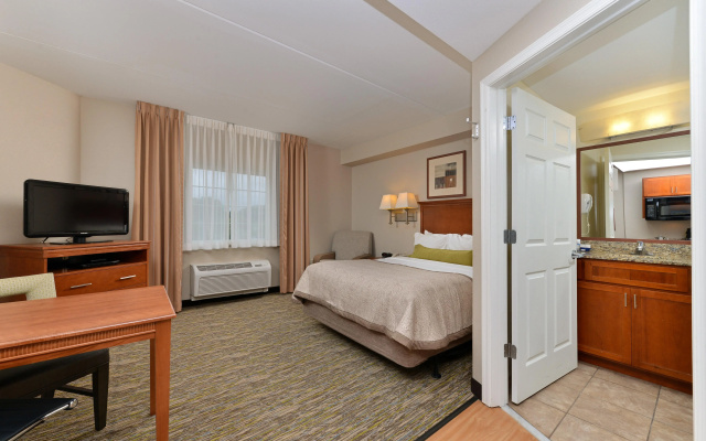 photo 3 of Candlewood Suites Bluffton-Hilton Head by IHG