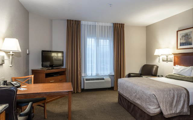 photo 3 of Candlewood Suites Burlington South by IHG