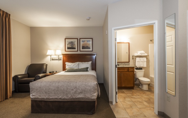 photo 5 of Candlewood Suites Burlington South by IHG