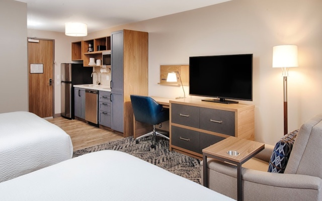 photo 4 of Candlewood Suites Detroit – Sterling Heights