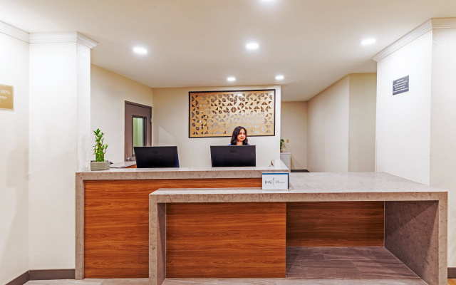 photo 2 of Candlewood Suites Georgetown by IHG