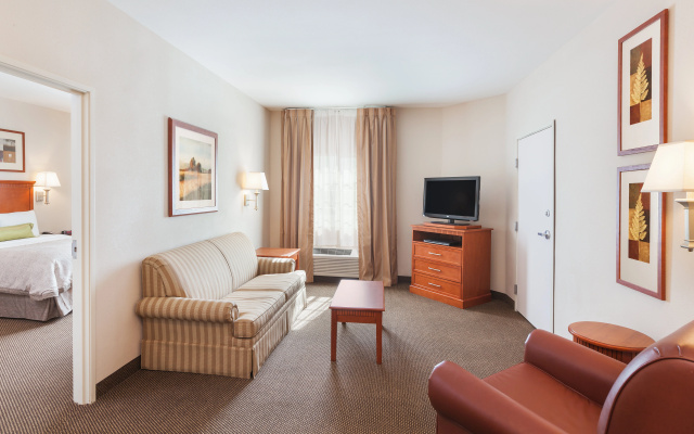 photo 4 of Candlewood Suites Georgetown by IHG
