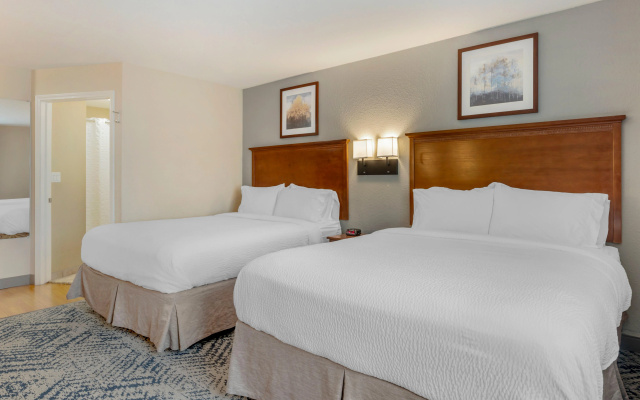 photo 5 of Candlewood Suites Indianapolis East by IHG