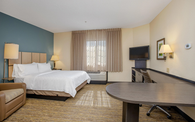 photo 4 of Sonesta Simply Suites Miami Airport Doral