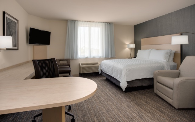 photo 5 of Candlewood Suites Miami Intl Airport - 36th St by IHG
