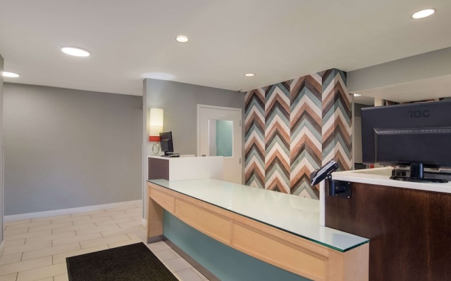 photo 4 of Candlewood Suites Omaha