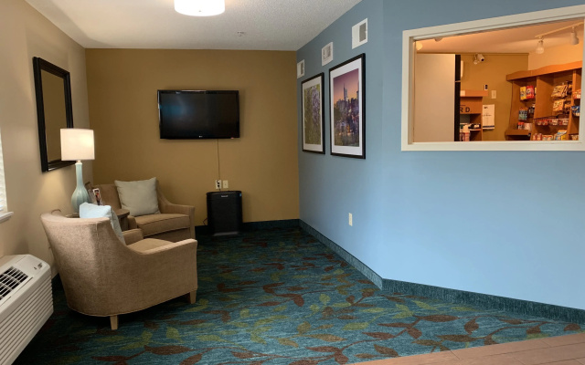photo 2 of Candlewood Suites Raleigh Crabtree by IHG