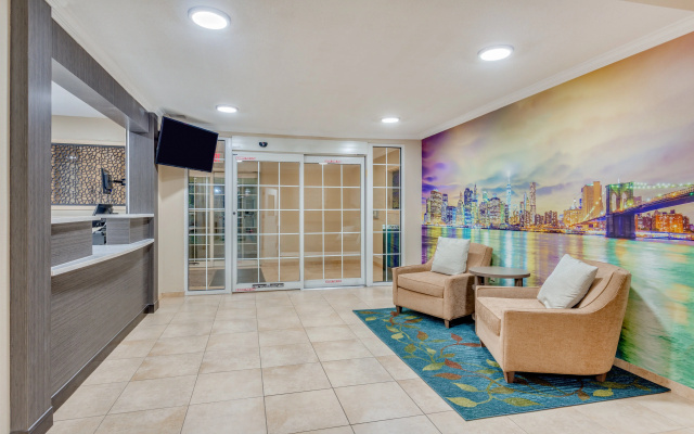 photo 2 of Candlewood Suites Secaucus - Meadowlands by IHG