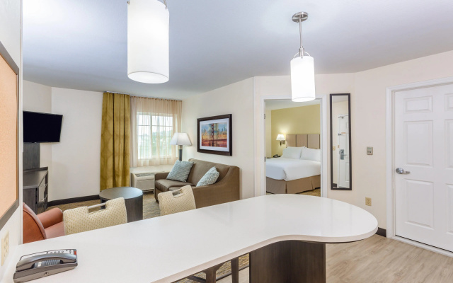 photo 4 of Candlewood Suites Secaucus - Meadowlands by IHG