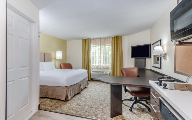 photo 5 of Candlewood Suites Secaucus - Meadowlands by IHG