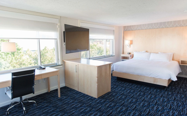 photo 5 of Capitol Plaza Hotel Montpelier Tapestry Collection by Hilton