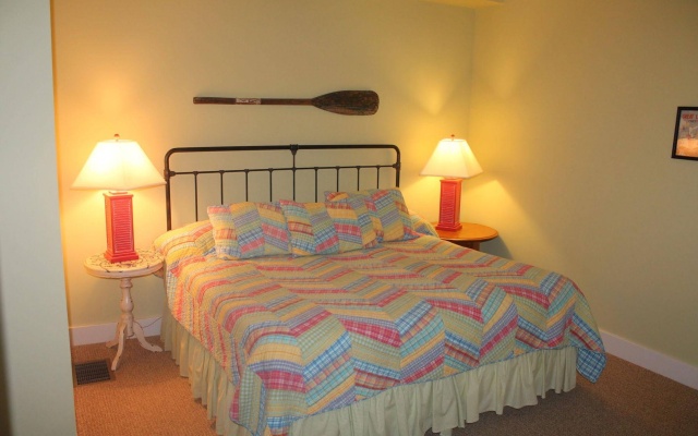 photo 2 of Captain's Cottage Suites