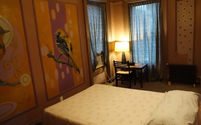photo 5 of Carlton Arms Hotel