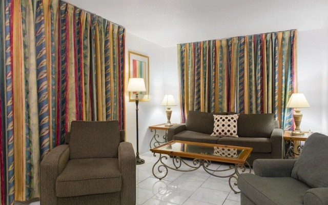 photo 2 of Carriage House Resort Motel