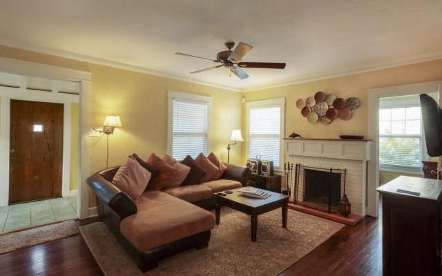 photo 4 of Casa Blanca Vacation Home