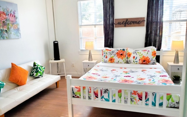 photo 4 of Casa Bonita Apartments
