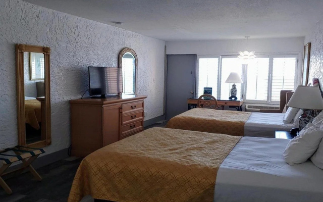photo 5 of Casa Loma Inn