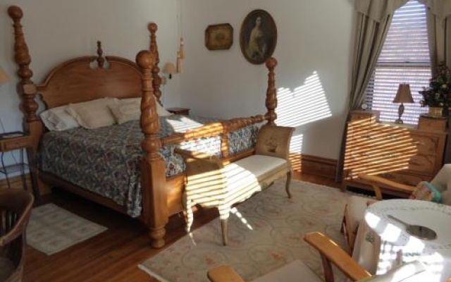 photo 3 of Casa Magnolia B & B