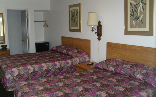 photo 5 of Cascade City Center Motel