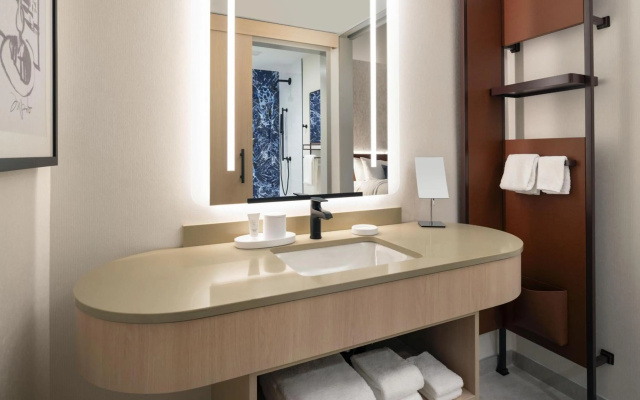 photo 4 of Cascade Hotel, Kansas City, a Tribute Portfolio Hotel