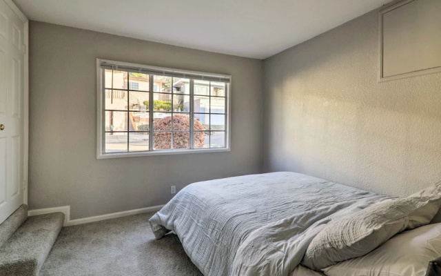 photo 2 of Castro Valley Home w/ Bay Area Views!