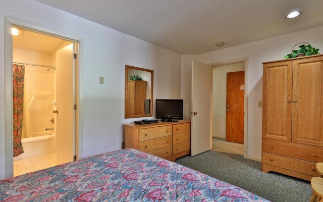 photo 5 of Cedarbrook Queen Suite 108