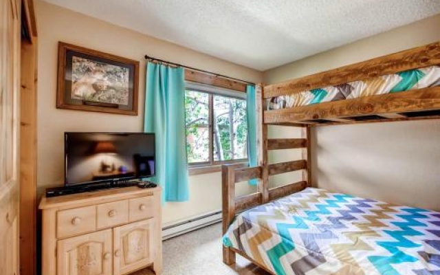 photo 4 of Cedars 18 - Ski-In/Ski-Out Apartment