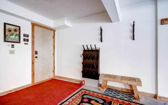 photo 5 of Cedars 18 - Ski-In/Ski-Out Apartment