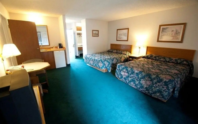 photo 4 of Cedarwood Inn of Ashland