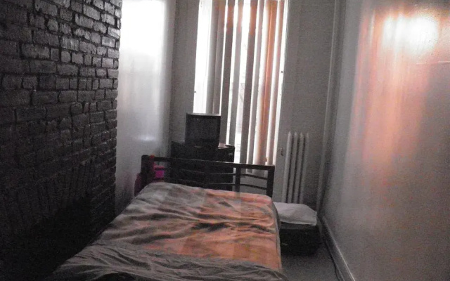 photo 2 of Central Park Studios at Lexington Ave Co